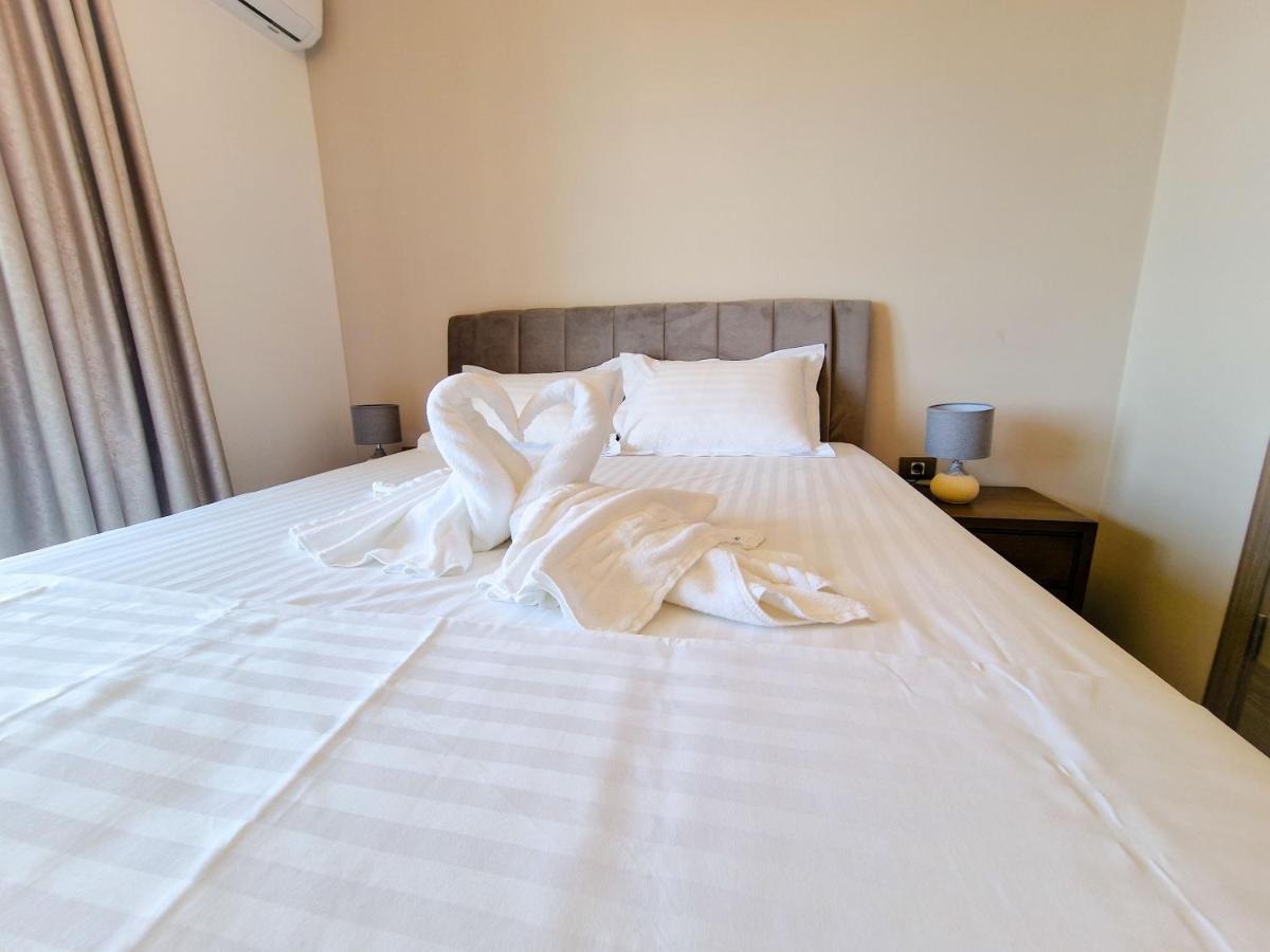 Panoramic Aparthotel Pool & Spa Mamaia Nord 那沃达利 外观 照片