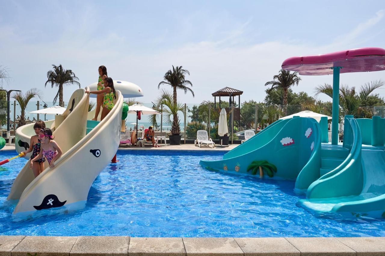 Panoramic Aparthotel Pool & Spa Mamaia Nord 那沃达利 外观 照片